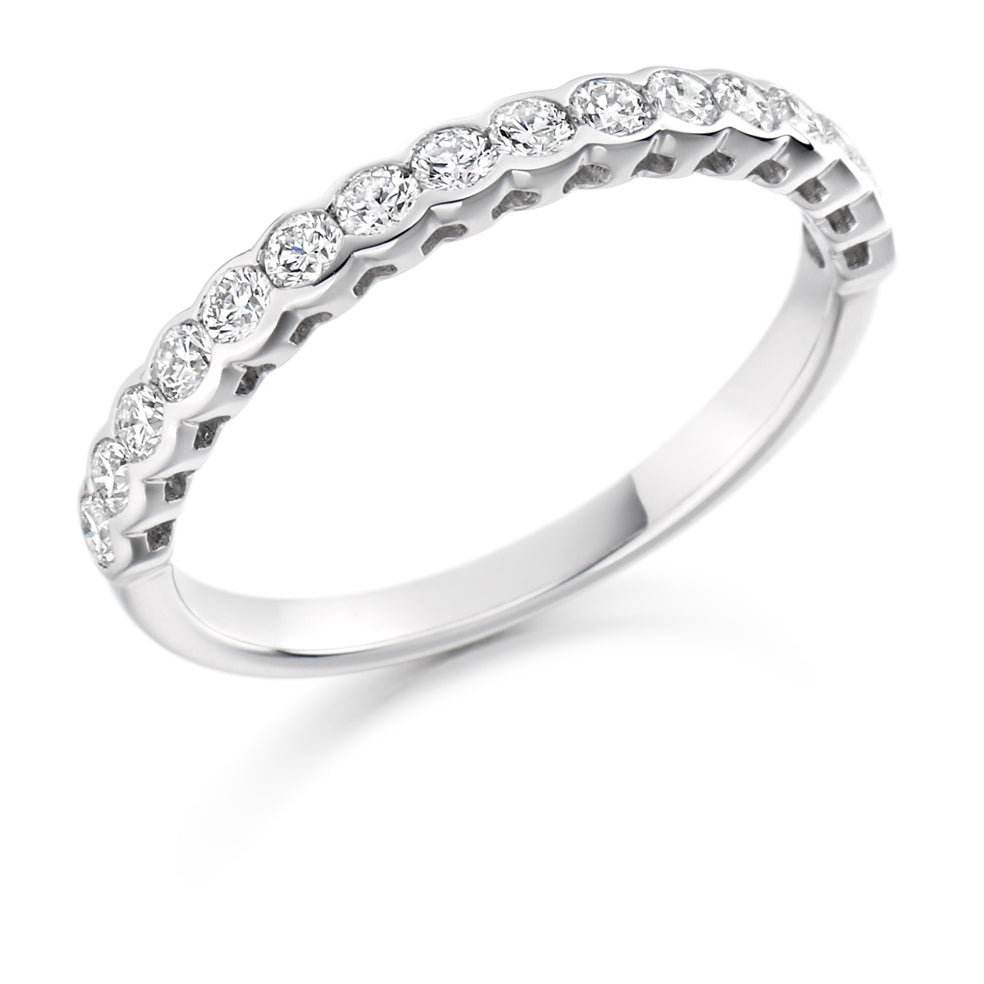 Scallop Half Collet Diamond Ring