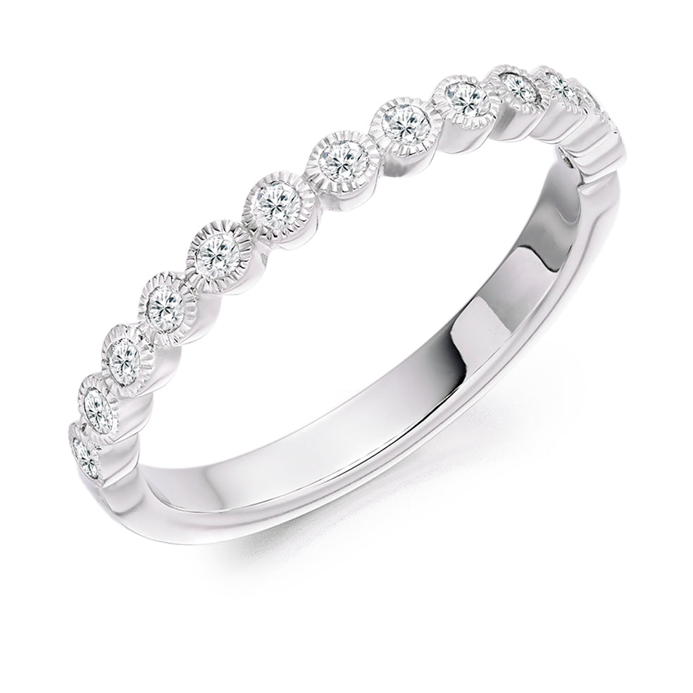 Collet Set Millgrain Round Diamond Ring