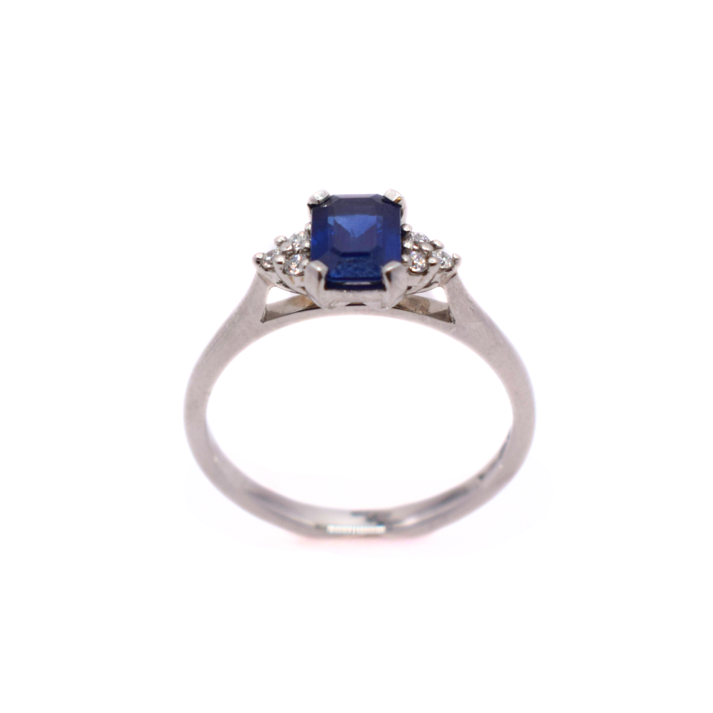 Platinum Sapphire And Diamond Trefoil Ring
