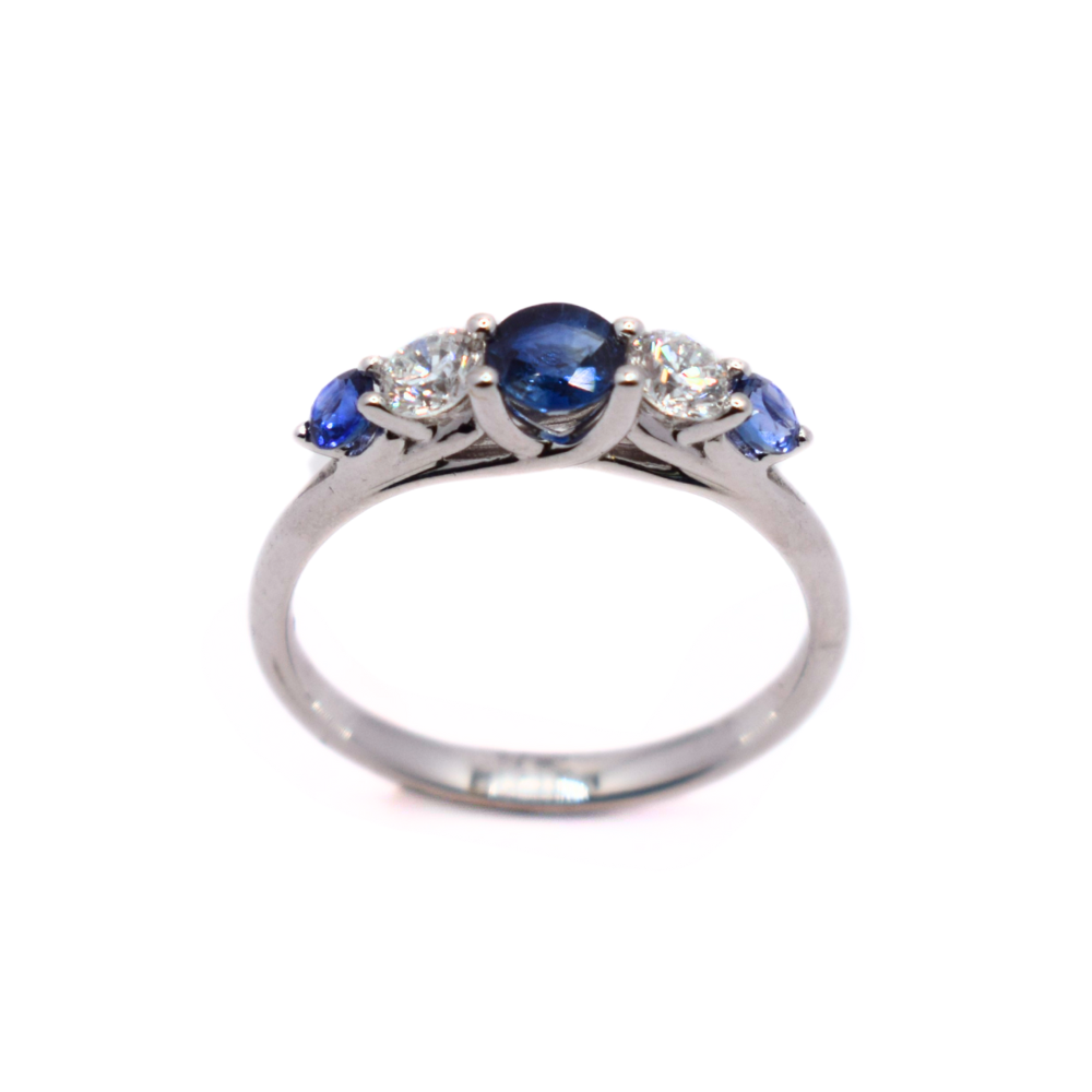 18ct White Gold Sapphire And Diamond 5 Stone Ring